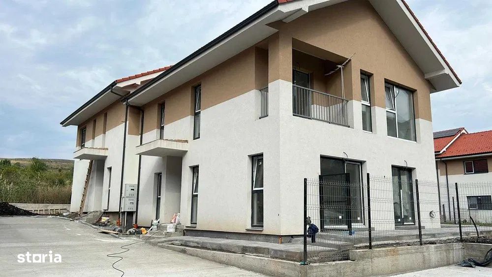 Duplex modern, 118 mp utili + teren 550 mp, Chinteni, zona accesibila
