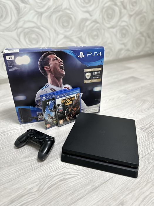 Sony PlayStation 4, 1 TB New.