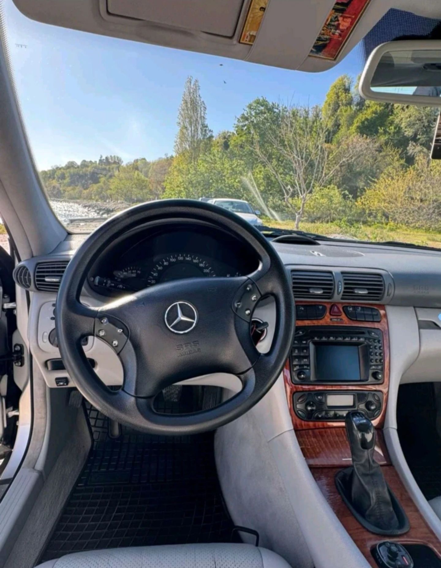 Mercedes-Benz C 240