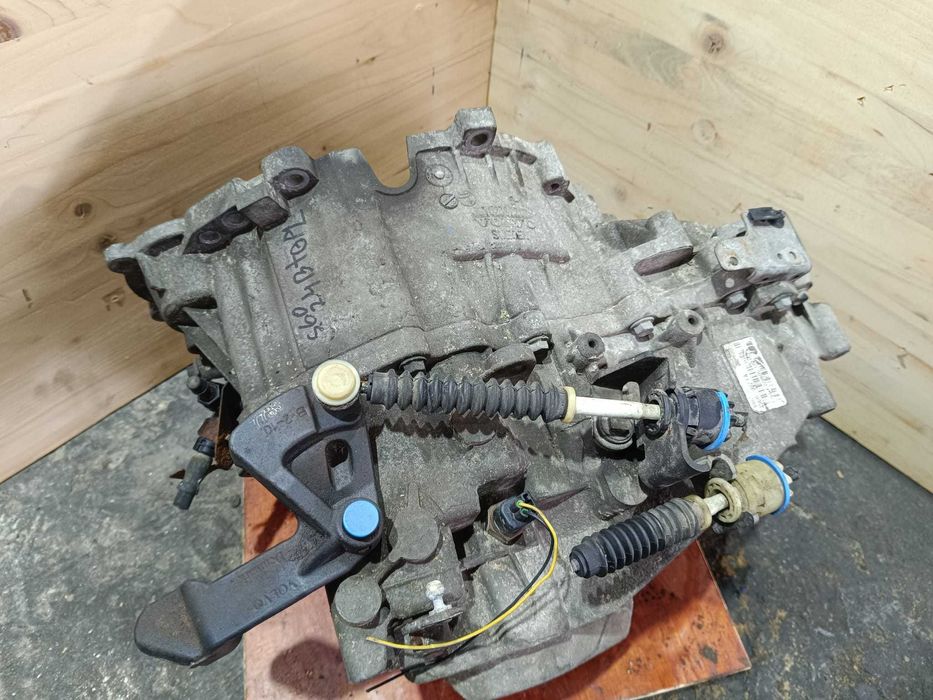 Cutie viteze 5 trepte manuala Volvo V70 S60 S80 2.4 bi fuel 2000- 2006