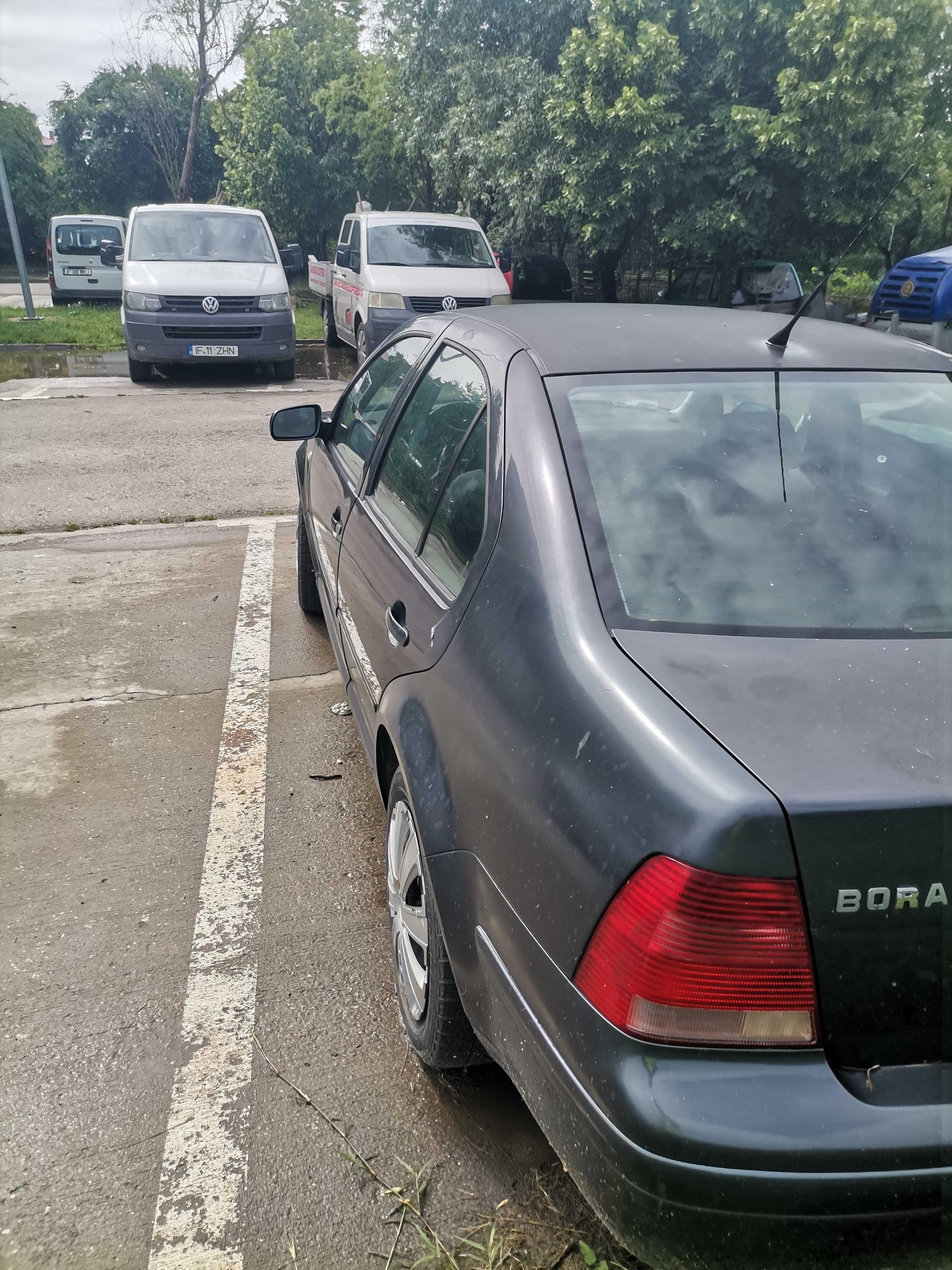 Vând Volskwagen Bora 2003