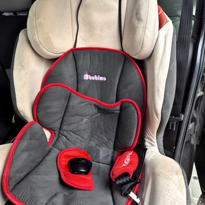 Придавам столче за кола