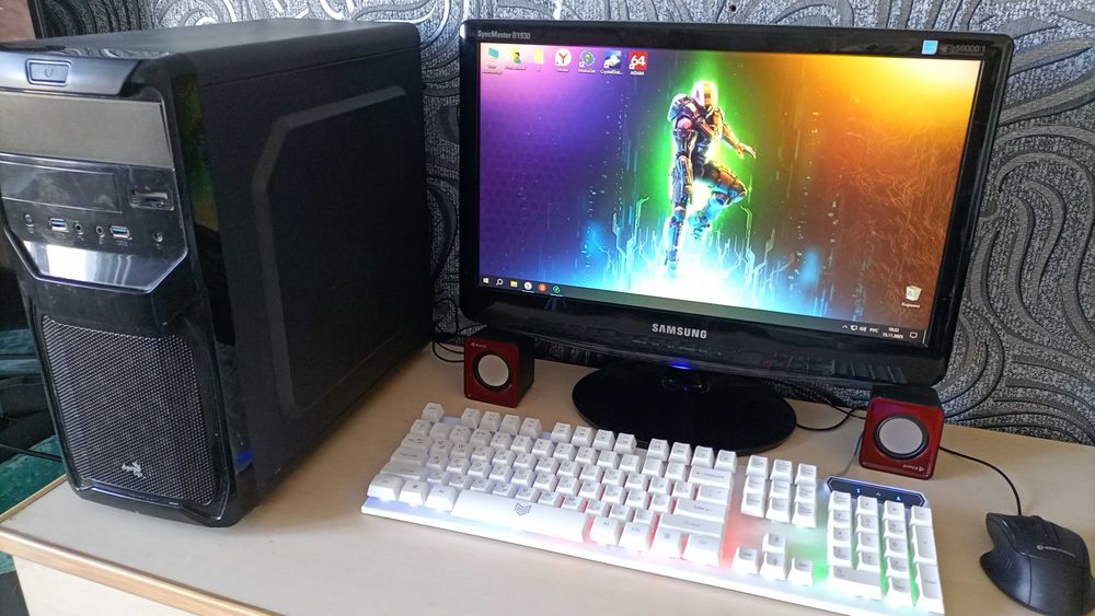 Продам компьютер.