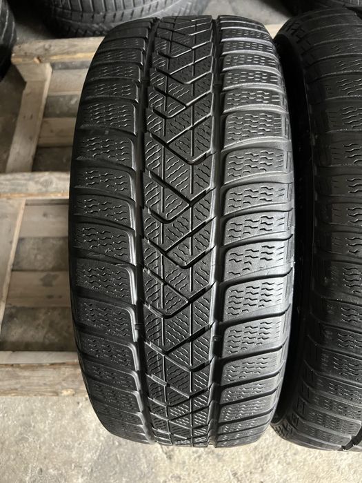 2 anvelope iarna 205/55/16  Pirelli 5.7 mm!
