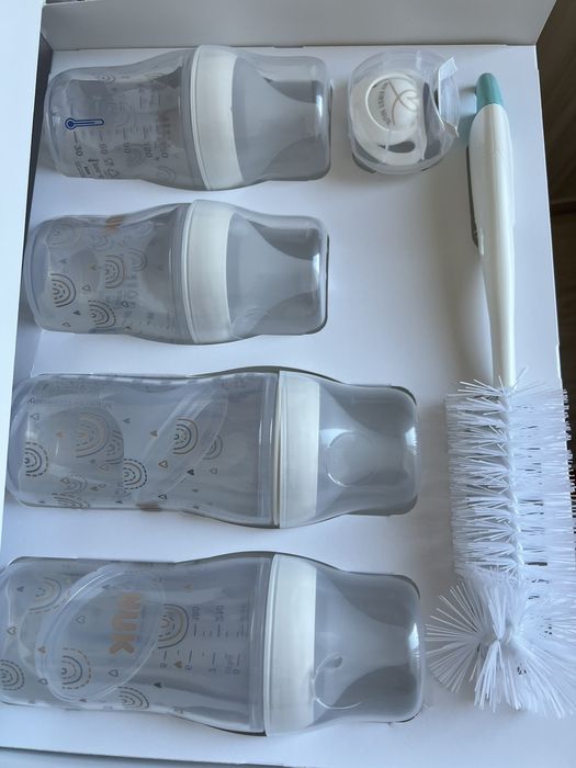 Комплект стъклени шишета Nuk Pefect Match - 8 части - НОВИ