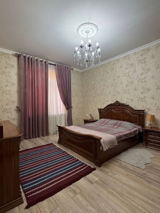 Метро шахристон сотилади срочно