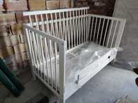 Дървен креват за бебе. Модел Guliver