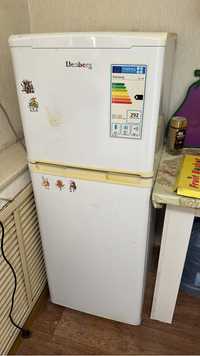 продам холодильник 123 см в высоту