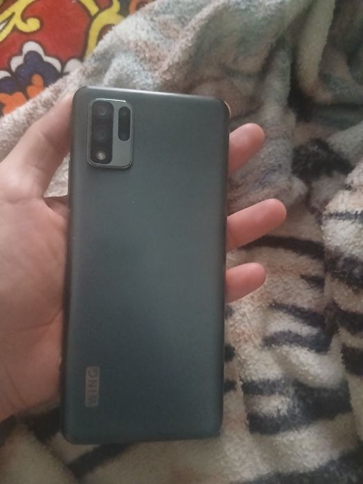 Wing yengi telefon