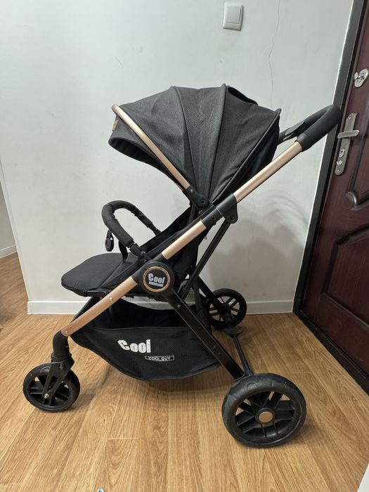 Детская коляска в отличном состоянии