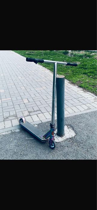 Продам СРОЧНО кастомный трюковой самокат