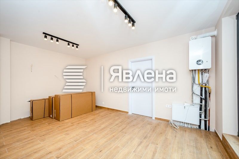 Продава се Тристаен апартамент в София, Бъкстон - 93 кв.м за 2398 €/кв.м - Снимка #9
