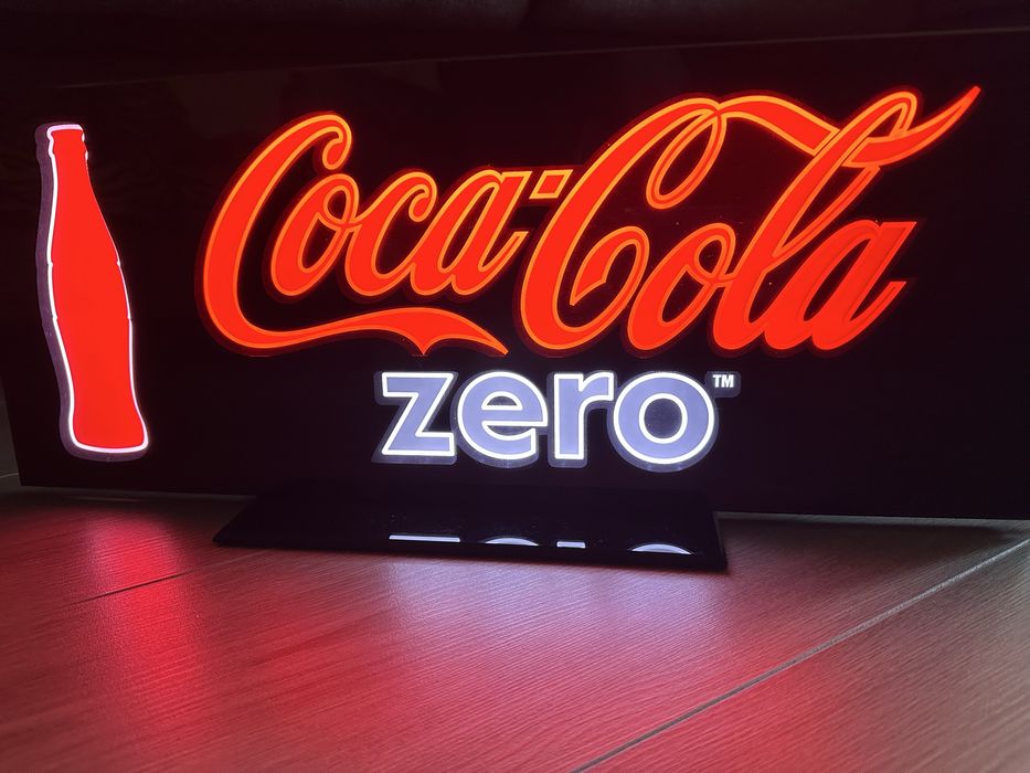 Reclama luminoasa Coca-Cola