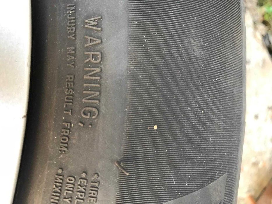 Anvelope iarna + genti tabla originale ford Kuga