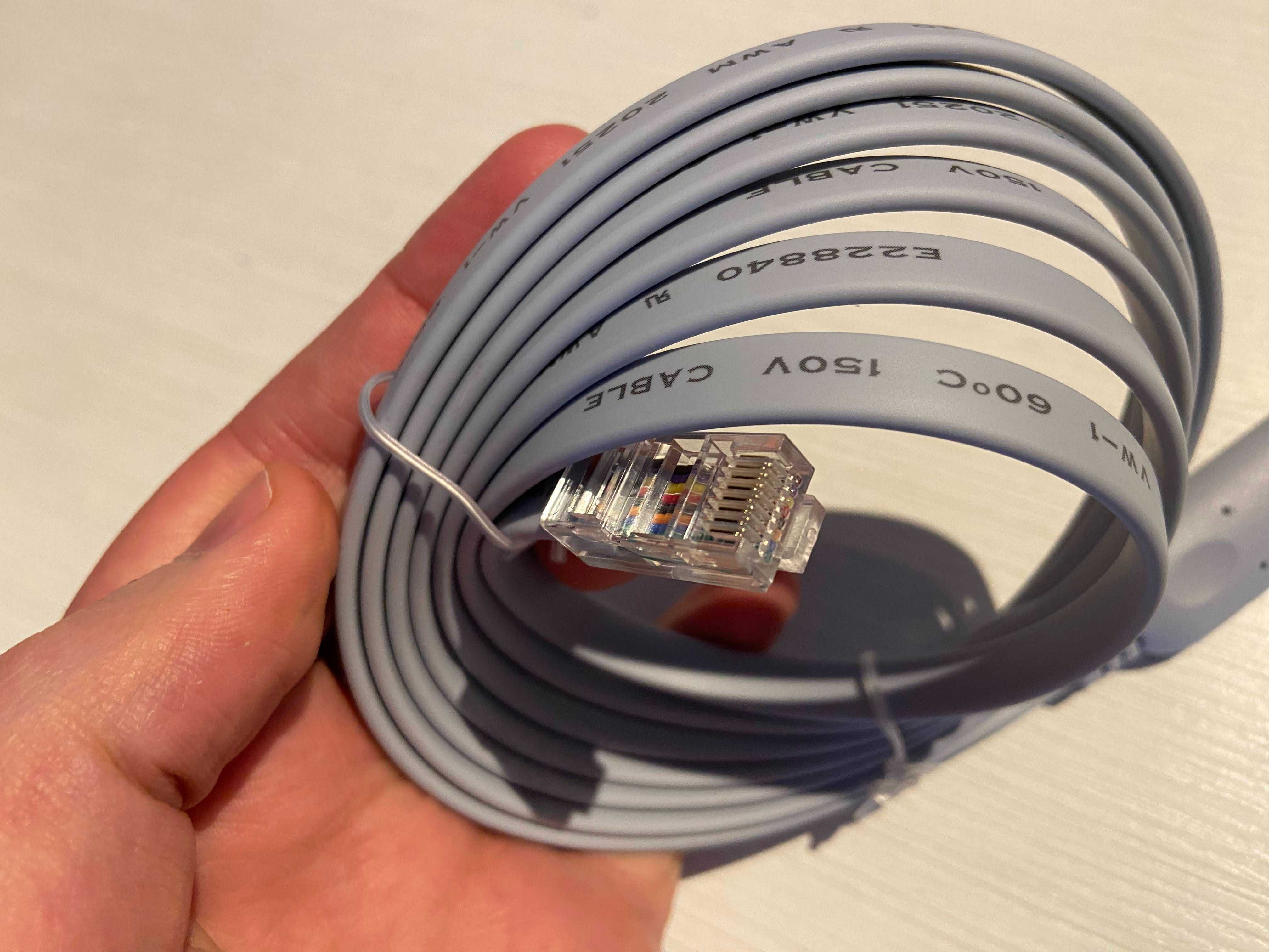 USB към RS232 конзолен кабел Cisco HP Huawei суич console рутер RJ45