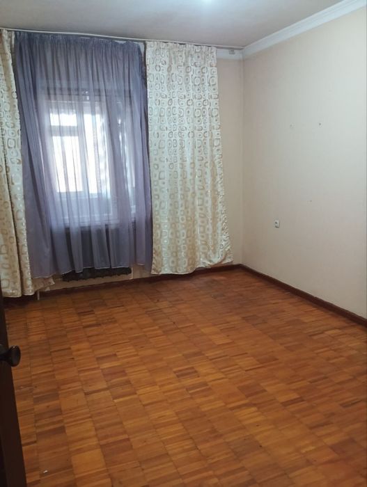 Продам 2 ком Юнусабад 12 квартал Ипотека