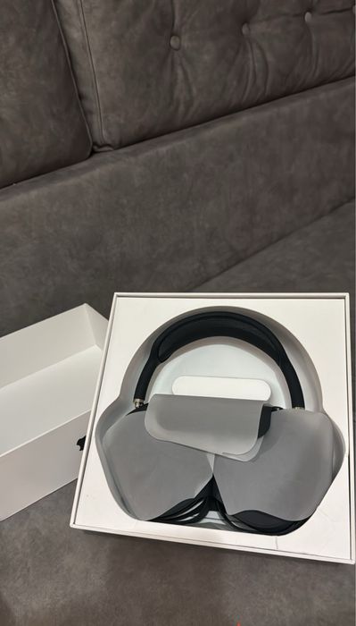 Airpods max nou, in garantie
