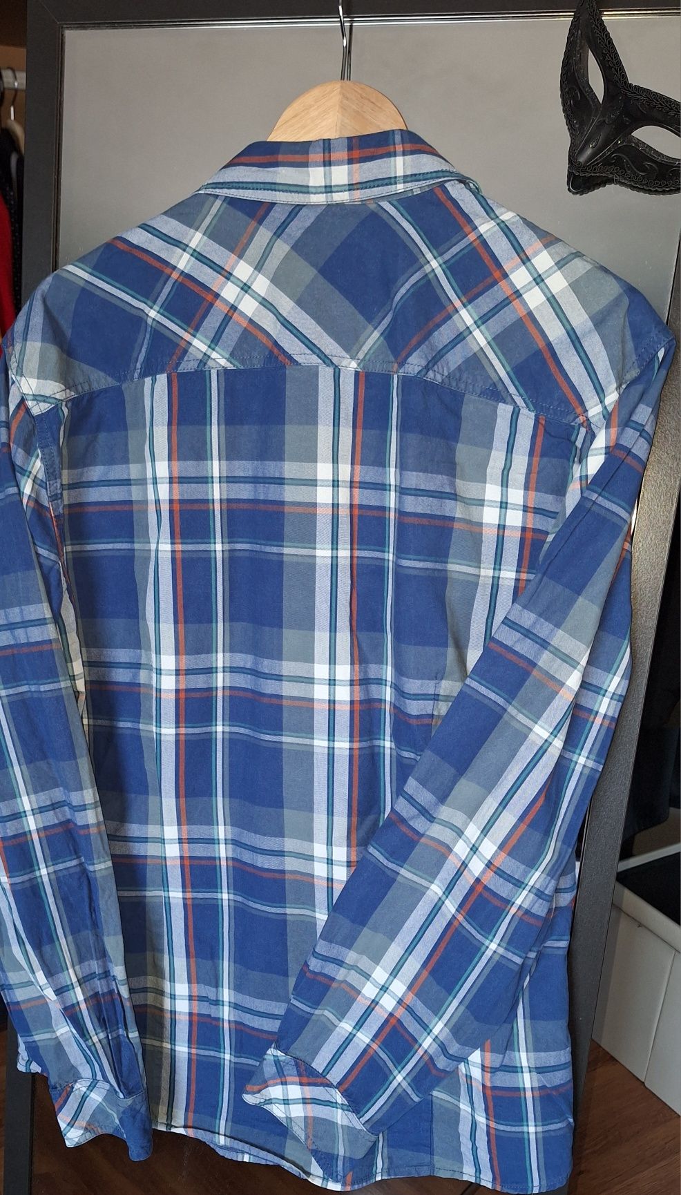 Vând cămașă casual pentru băiat/bărbat, cu dungi, mărimea L (42-44]