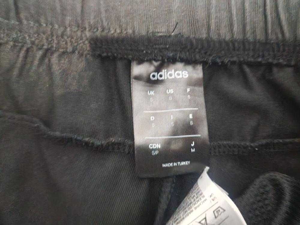 Оригинални шорти Adidas