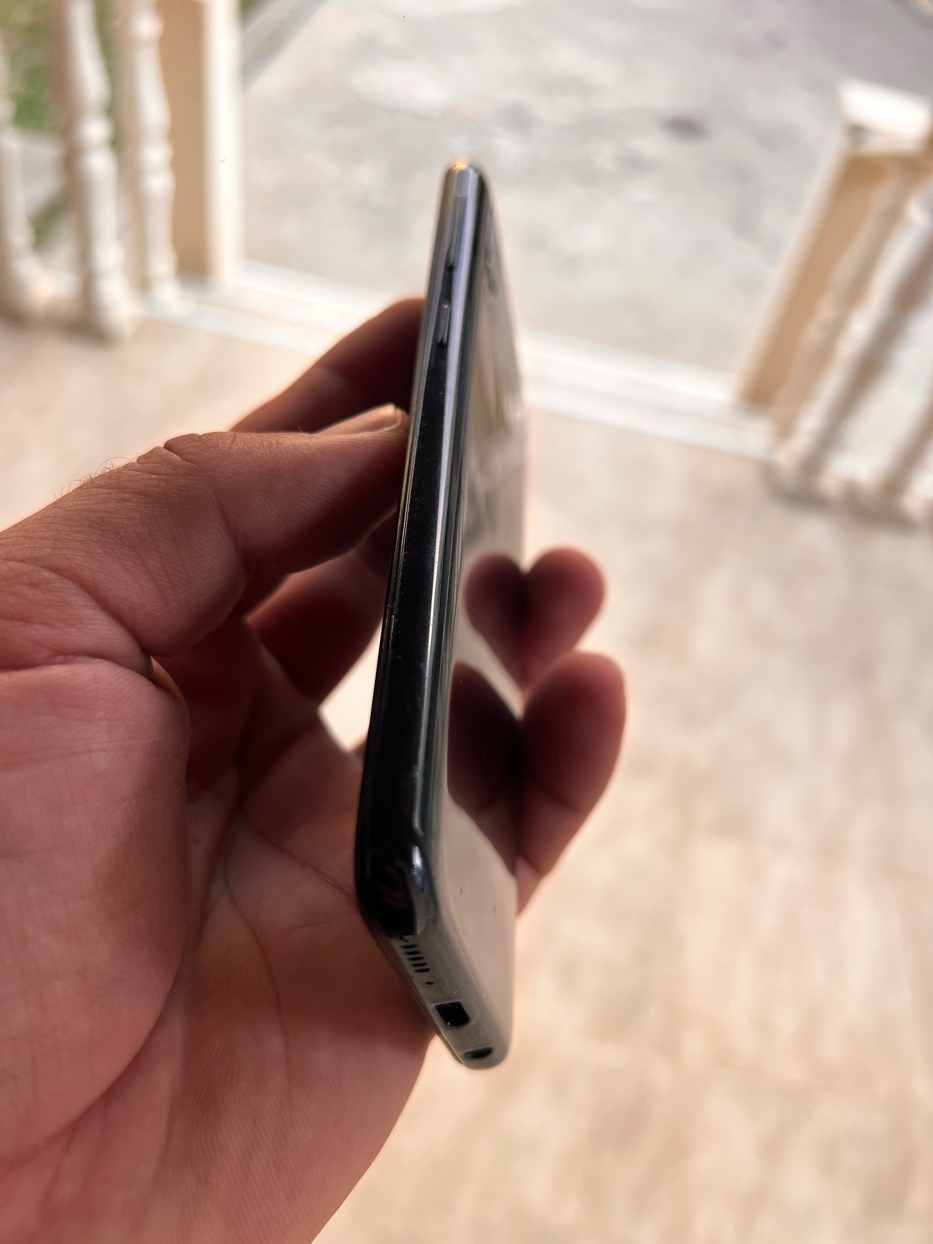 Samsung A20e като нов