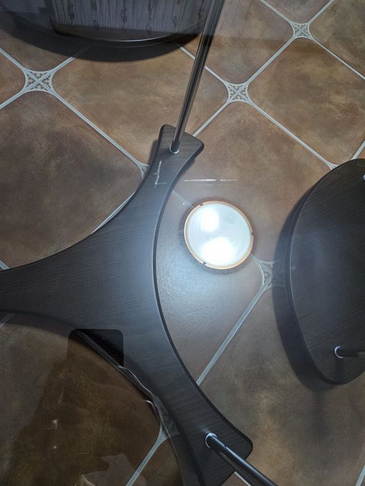 Vând măsuță de sticlă