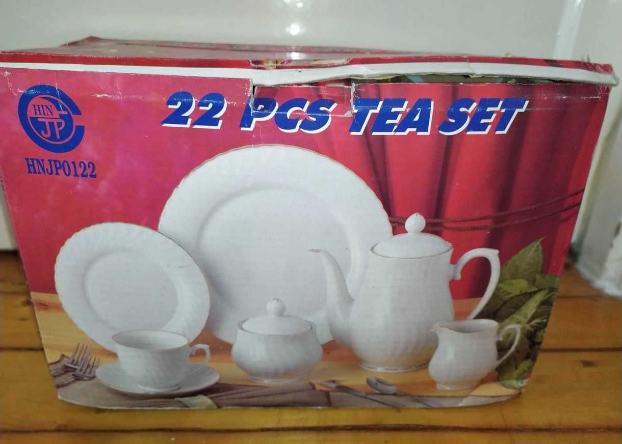 Чайный сервиз , новый в упаковке ,22 предмета