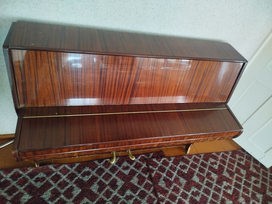 Pianina sotiladi