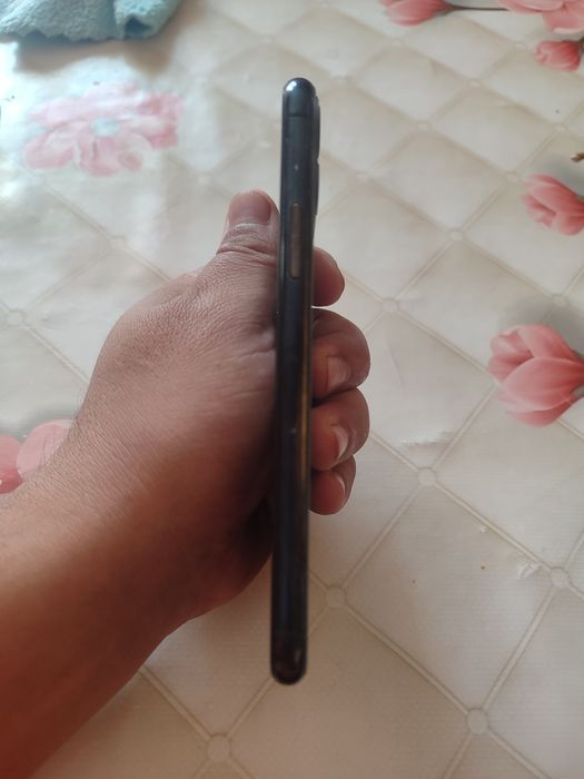 Iphone 11 Pro Yashil, 64 gb.