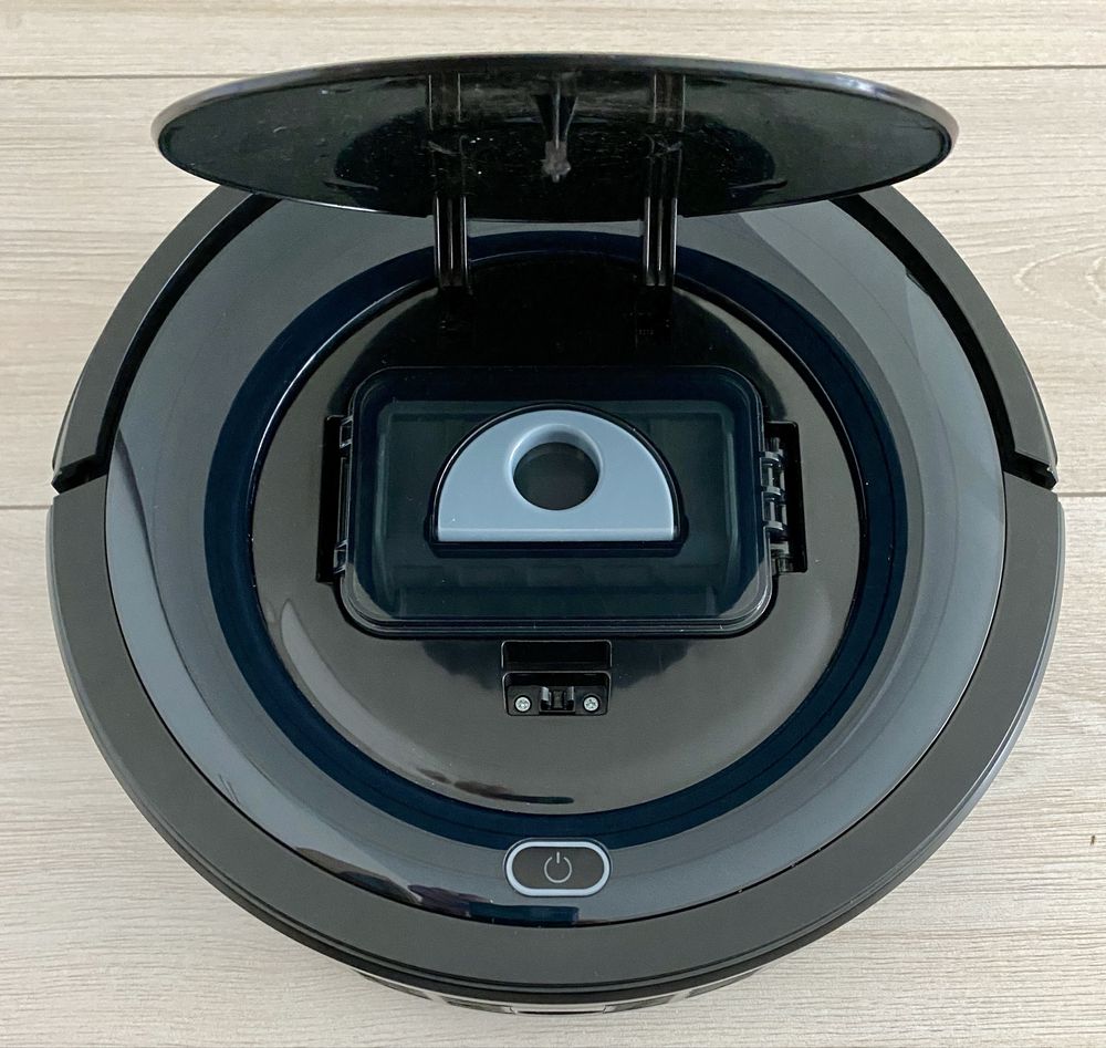 Aspirator robot Amazon Basics ca nou