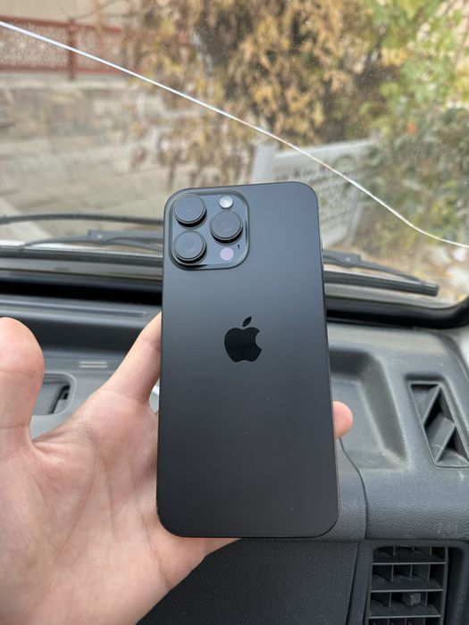 Iphone 16 pro Max black titanium