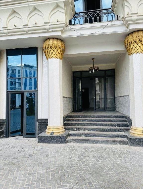 Abu dabi uy sottiladi 2 xona