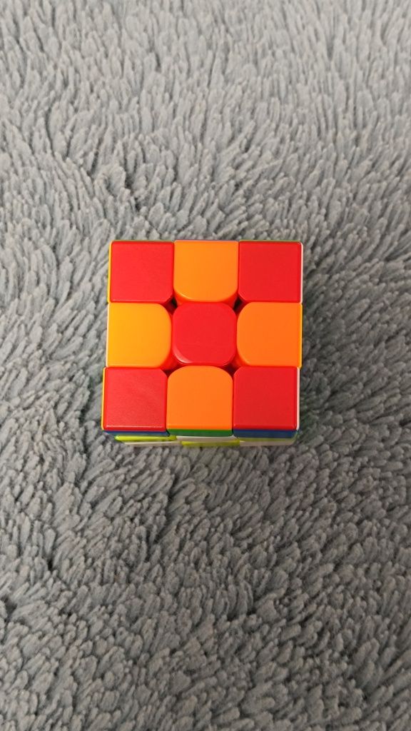 Cub Rubik 3x3 Stickerless