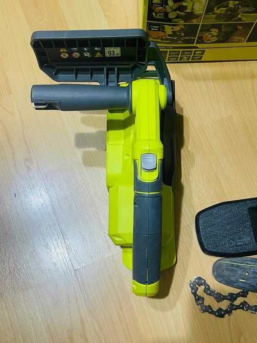 Drujba fără fir RYOBI 18V ONE+ RY18CS20A-125 -pentru reparat sau piese