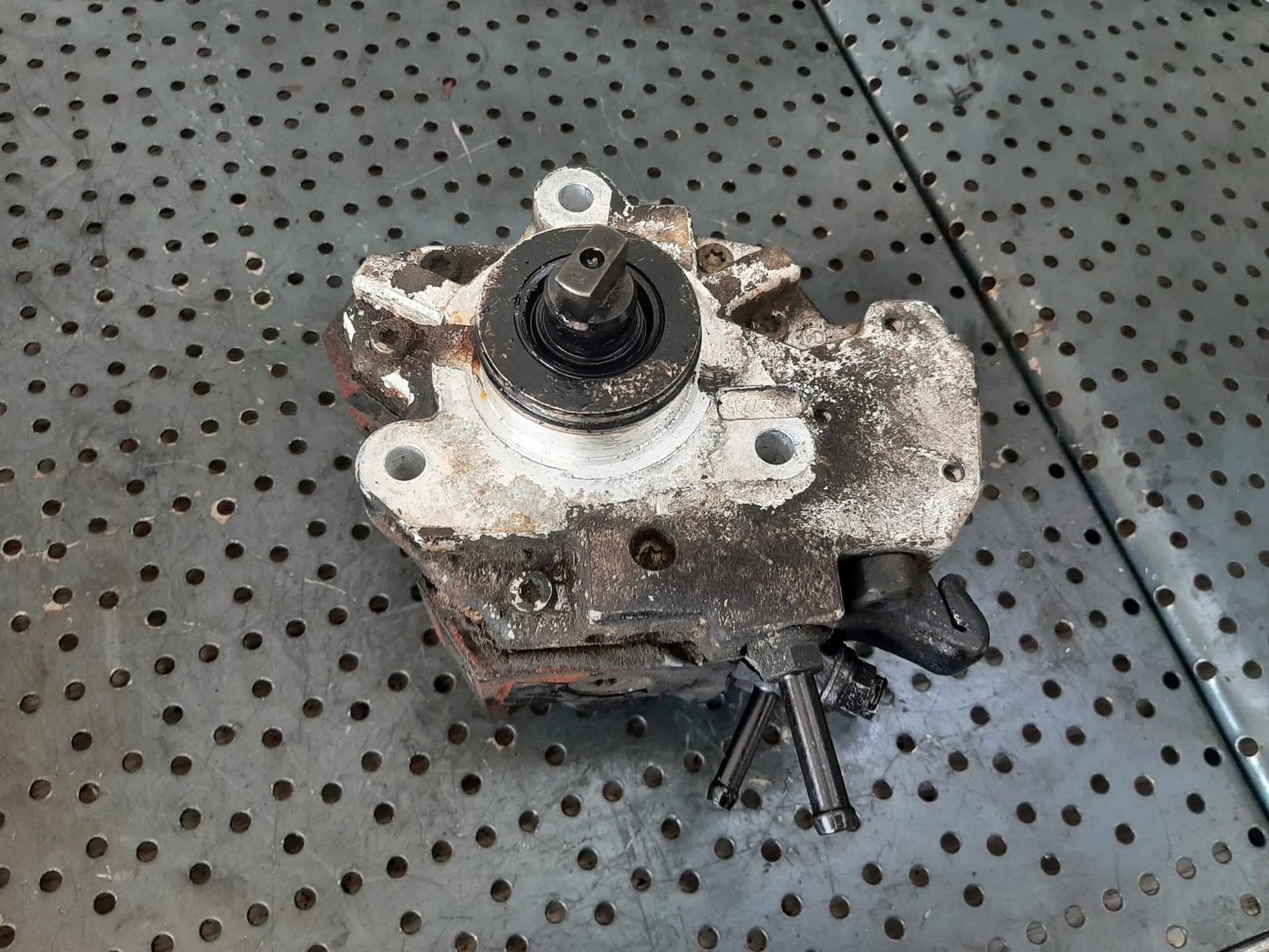 pompa inalta toyota yaris 1.4 d-4d  1nd-p52cb 1nd-tv 0445010112