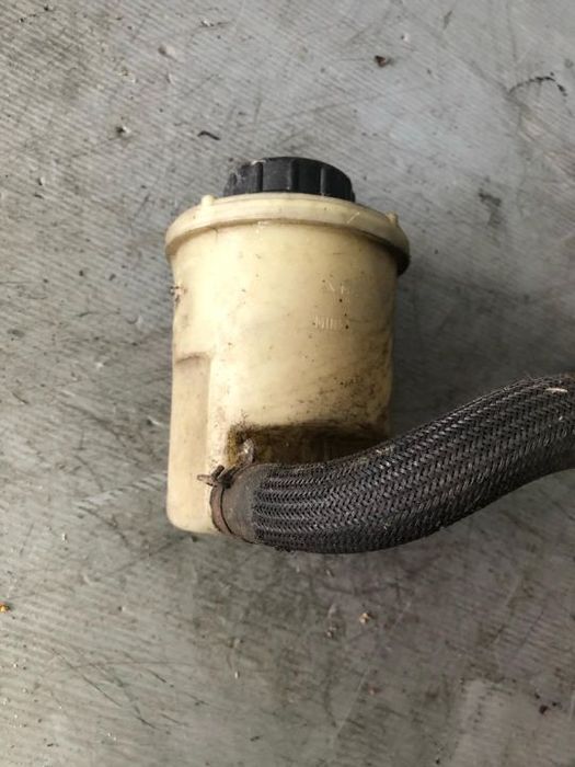 vas lichid servo 2.0 dci renault laguna 3