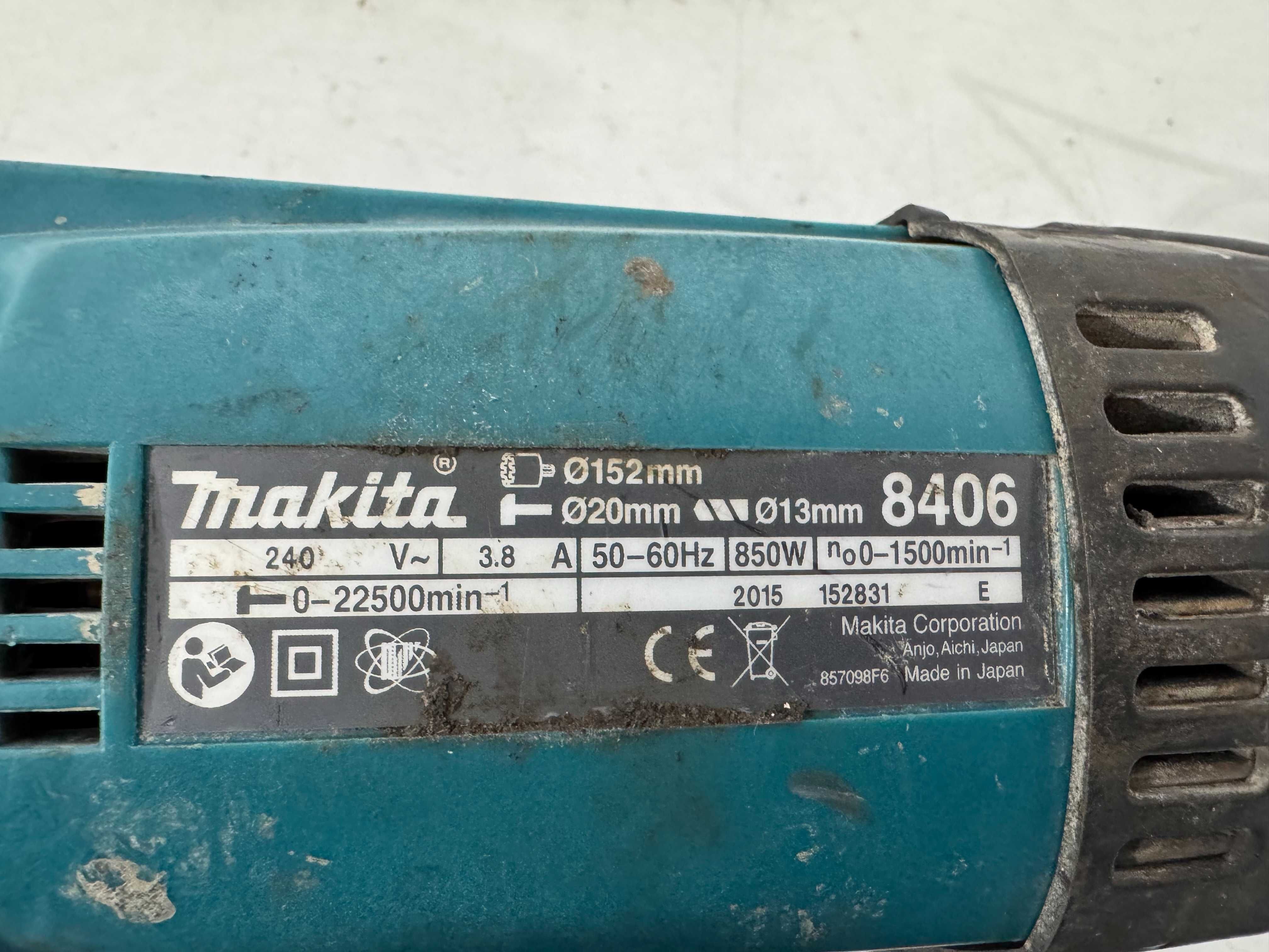 Бормашина - Makita 8406 /  850 W