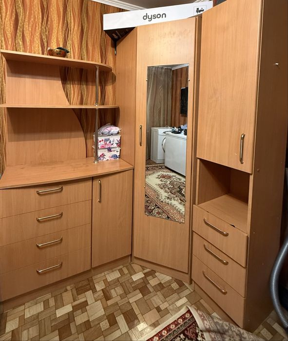 Шкаф плательный угловой