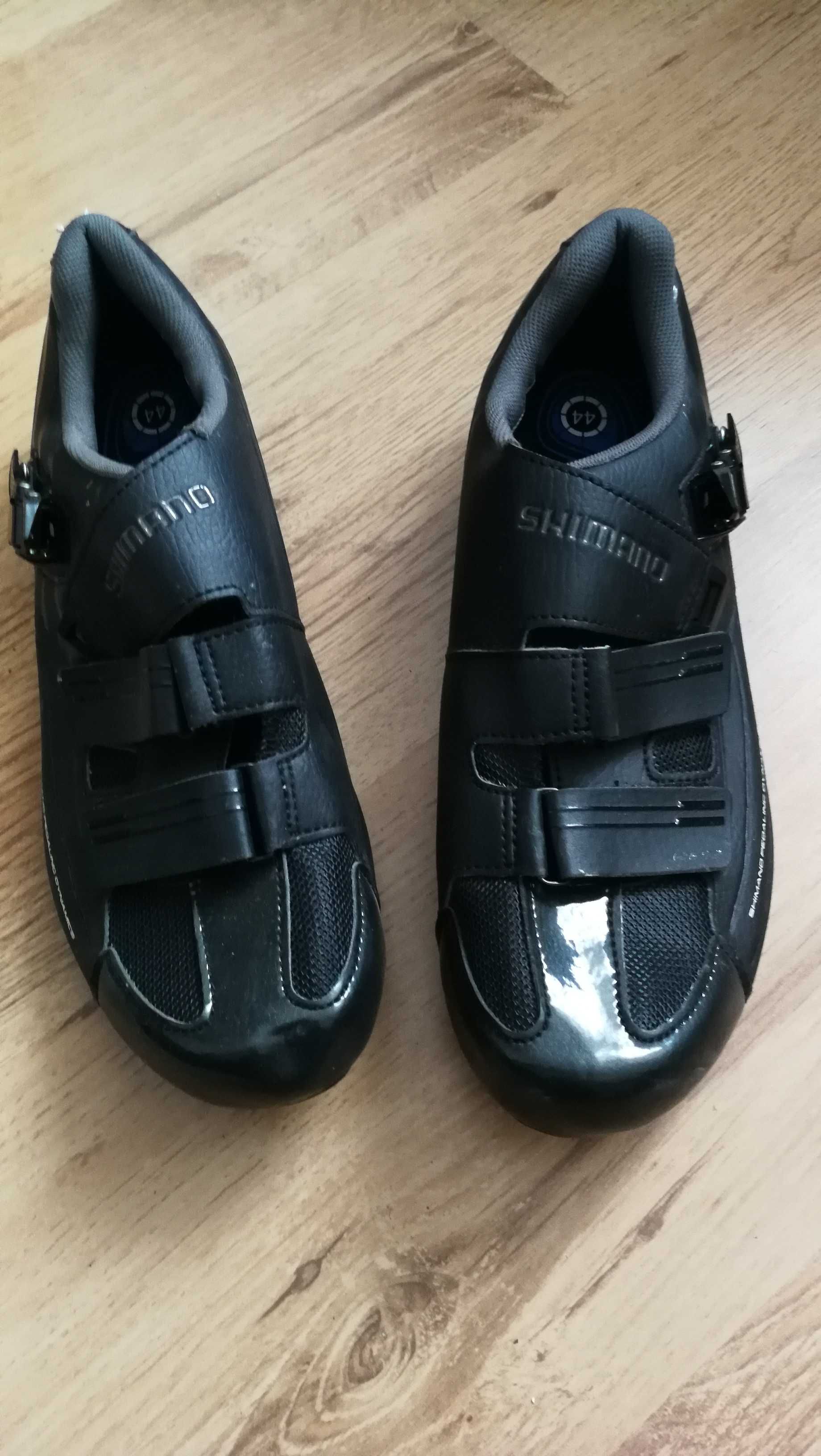 Спортни обувки sportni obuvki
