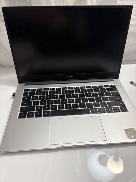 Laptop huawei matebook d14