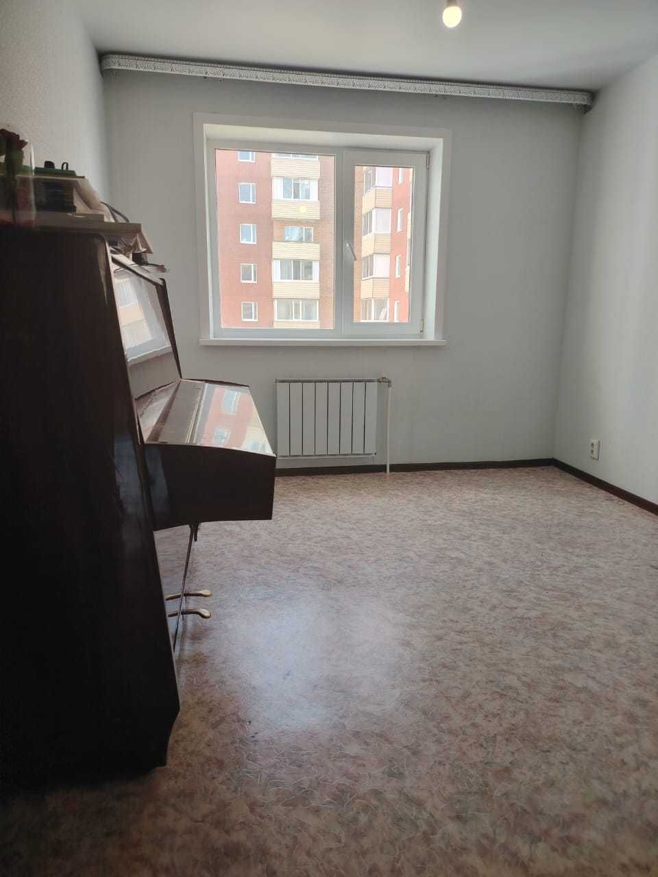 Продам улучшенную 3-комнатную  квартиру в мкр.Аэропорт