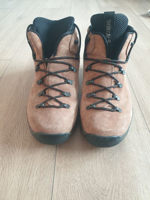 Vand bocanci de munte Boreal marimea 44