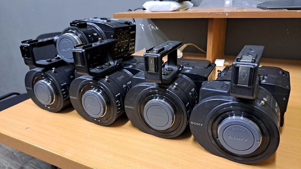 Продам 5 видеокамер Sony.