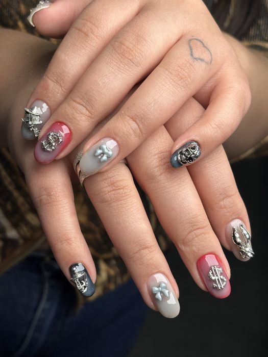 Маникюр и наращивание