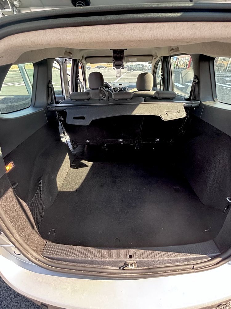 Dacia Lodgy 1.5 dCi, 110 CP
