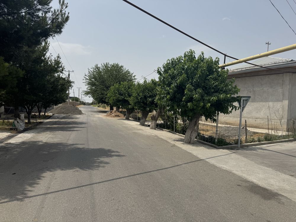 Smart cityni orqa tomonida uchastka 5.54 sotix quyi chordara mahallasi