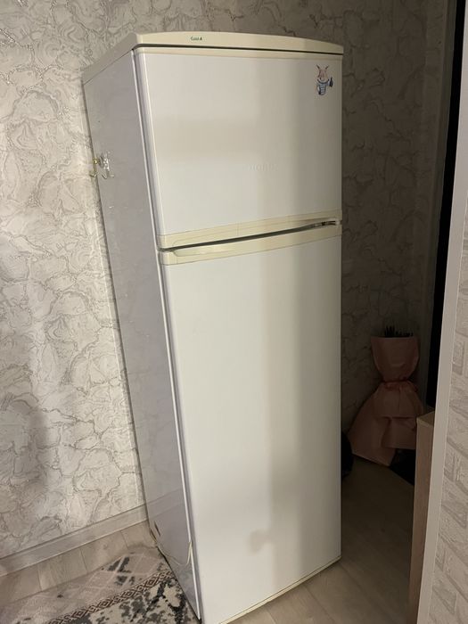 Холодильник . Торг возможен