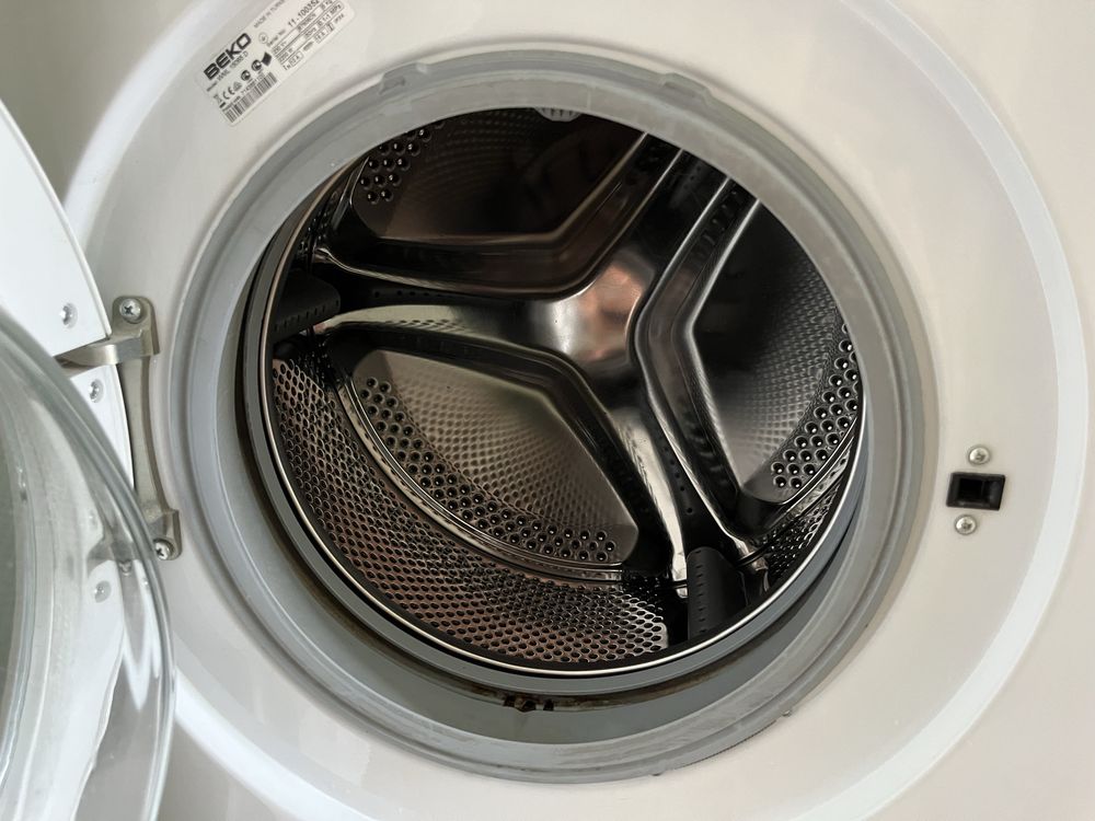 Пералня BEKO - за части, в отлично състояние - освен програматора