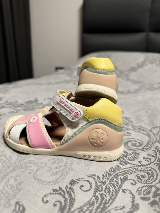 Детски обувки за момиче