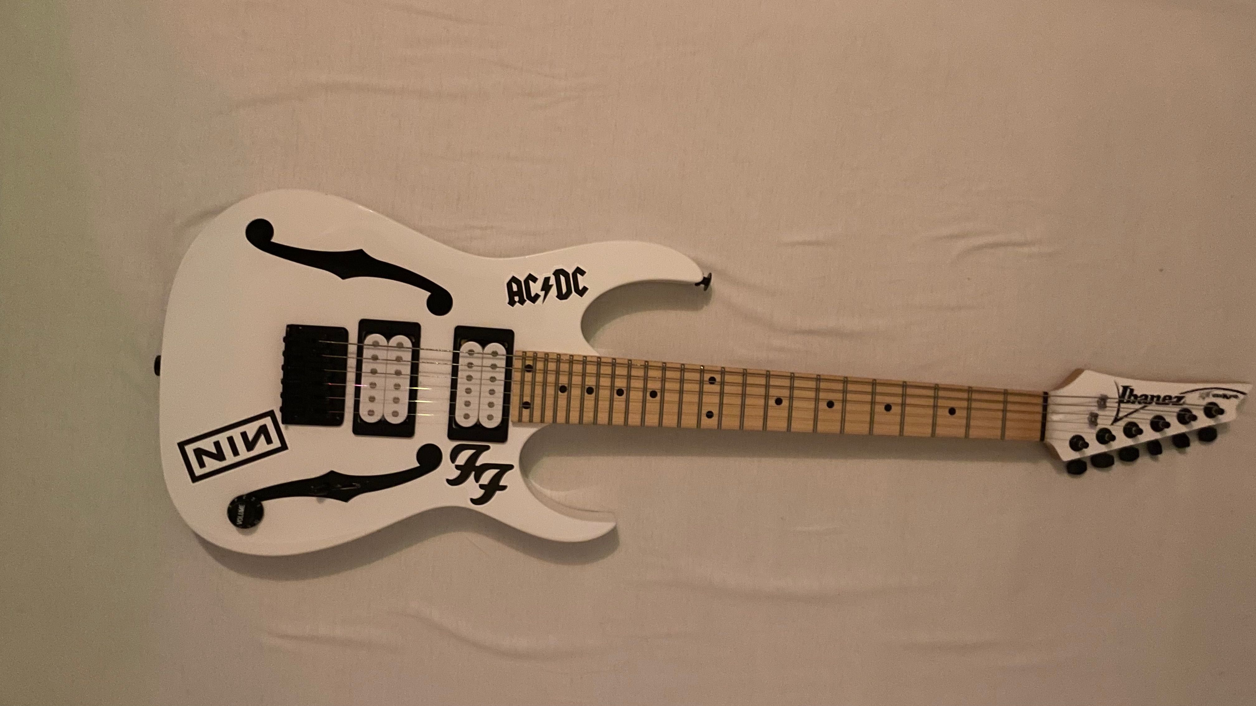 Ibanez PGMM31-WH Paul Gilbert Sign