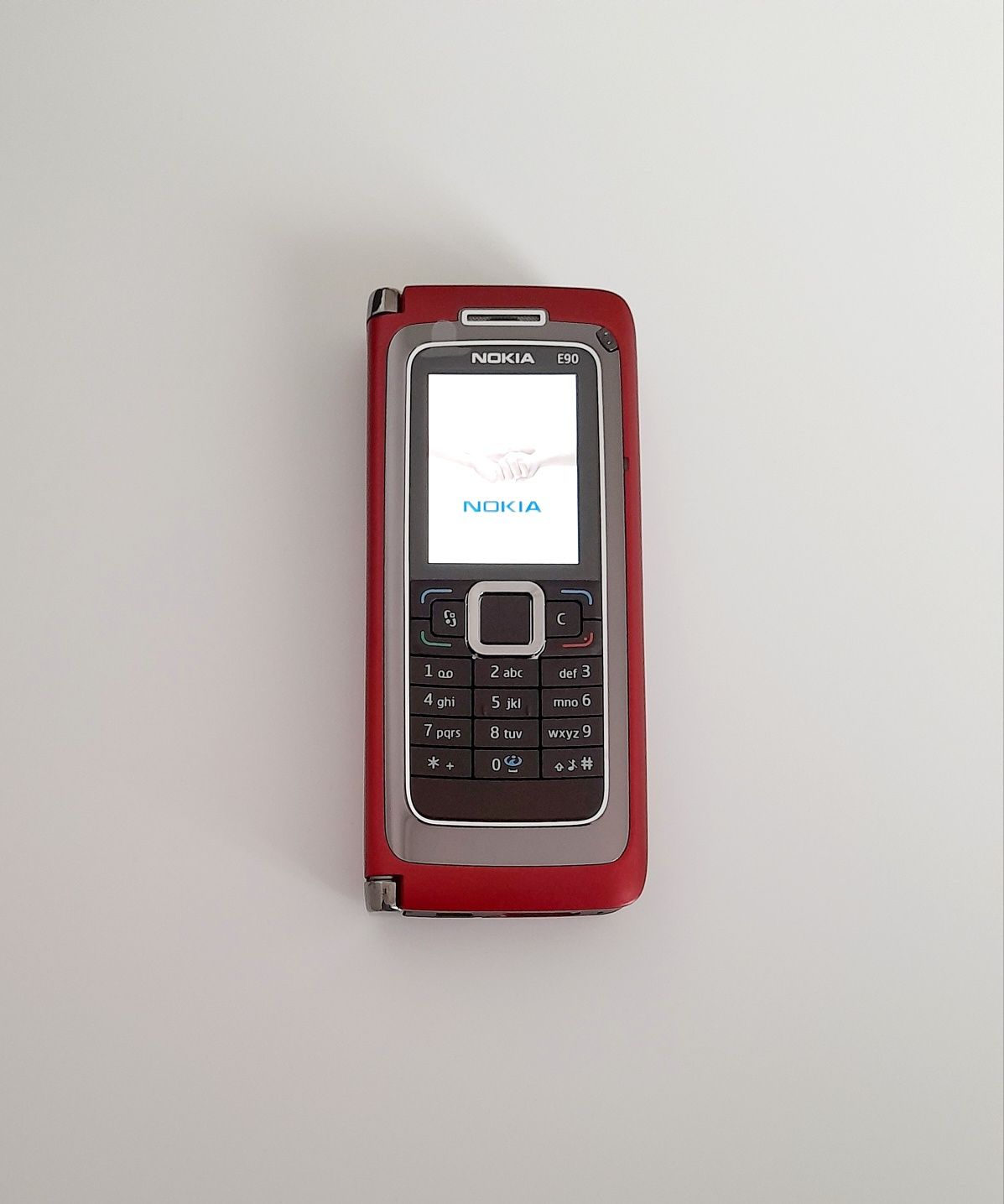 Nokia E90. Nou. 0 minute. Folie ecran. Made in Finland. Poze reale.